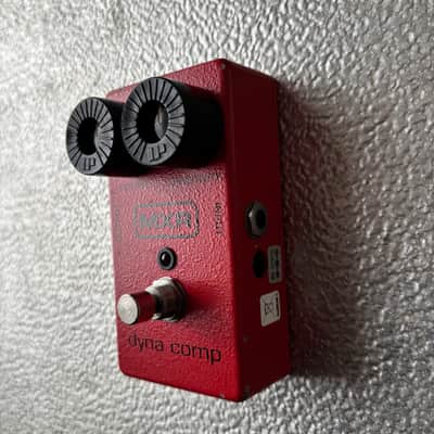 MXR M102 Dyna Comp 1995 - Present - Red image 5