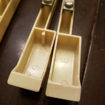 Hammond 3 Waterfall Organ Keys B-3 B3 M3 M-3 Original replacement black white A B C D E F G Older Style CMPC Shamrock 1956 - Plastic image 6