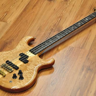 Alembic Persuader Bass Quilted Maple image 10