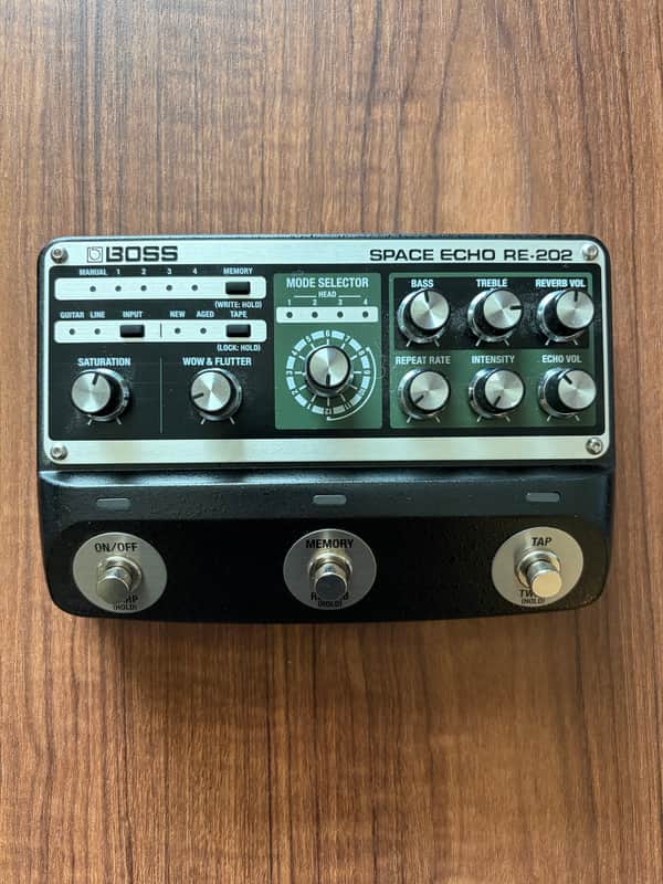 Boss RE-202 Space Echo