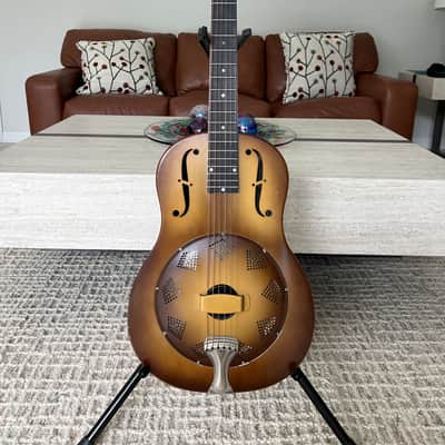 National Triolian 1930 - Walnut burst with original case image 1