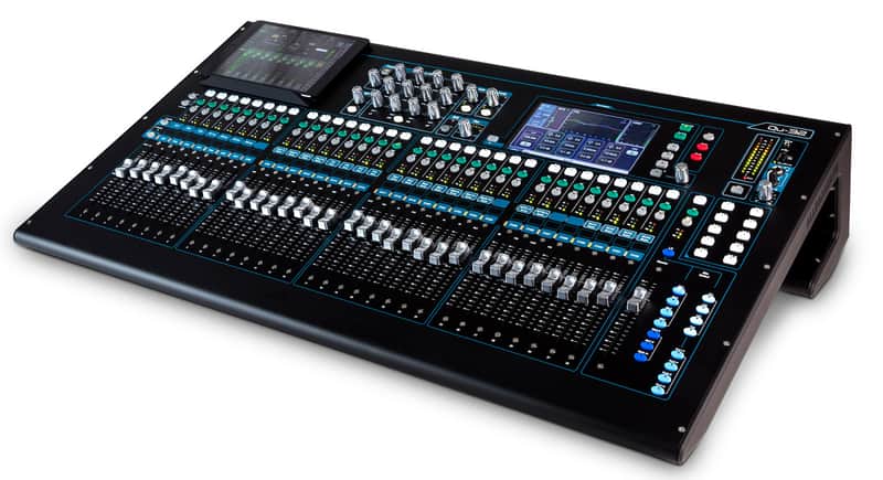 Allen & Heath QU-32C 32-Channel Digital Mixer image 1