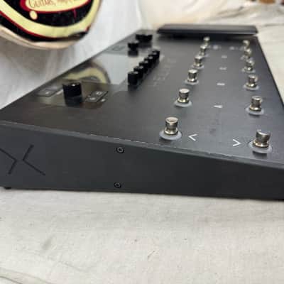 Line 6 Helix LT Guitar Multi-Effects Processor Preamp Pedal with Power Cord image 10