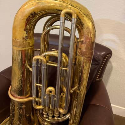 Yamaha YBB-321 Intermediate Bb 4-Valve Tuba - With Case image 8