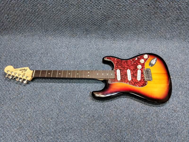Fender Squier Stratocaster MIC 3 Tone Burst With Bag image 1