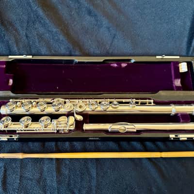 Yamaha YFL-874 Professional Handmade Flute | Sterling Silver EC Headjoint | Split E | B Foot | Open Hole image 1