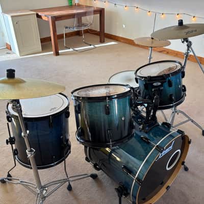 Pearl "Vision" VBX Birch 5 piece drum kit/hardware/cymbals /gig bags/ throne image 12
