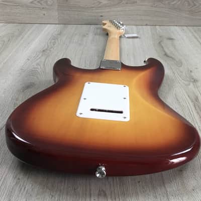 Fender Squier Bullet Stratocaster Sunburst image 25