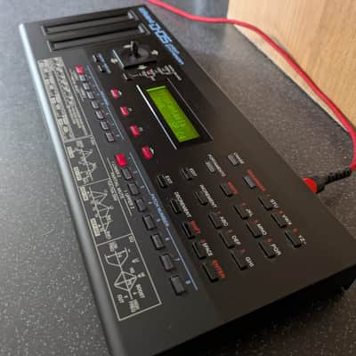 Roland D-05 Boutique Series Linear Synthesizer Sound Module 2015 - Present - Black image 2