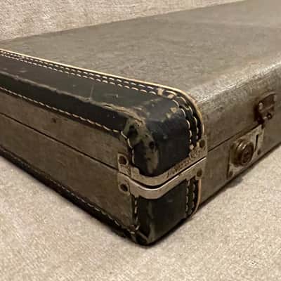 1966-1969 Fender USA Left Hand Lefty Mustang / Musicmaster Bass Case Silver Tweed - Extremely Rare CASE ONLY image 7