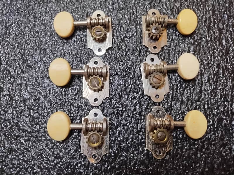 Vintage 1950's Waverly Guitar Tuners - Full Set - Plastic Buttons image 1