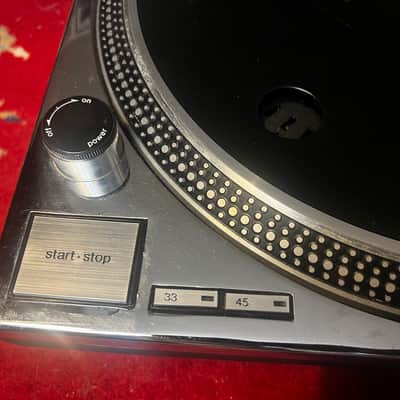 Technics SL-1200MK2 1990 chrome faceplate image 5