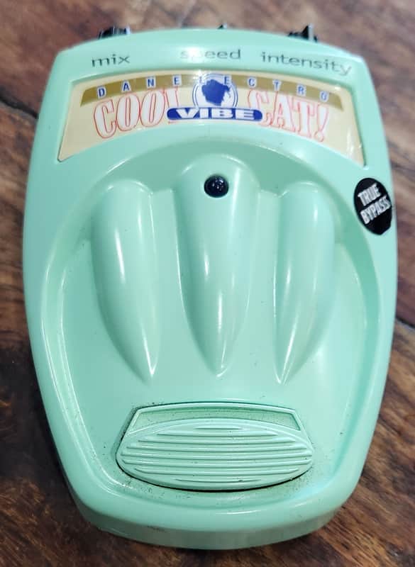 Danelectro Cool Cat Vibe | Reverb Canada