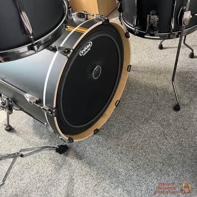 Tama Superstar Hyperdrive Duo Maple 20,12,14,16 Drum Kit image 4