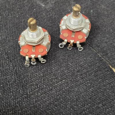 CTS Crater Bottom Split Shaft 500k Potentiometer Pair 1967 image 1