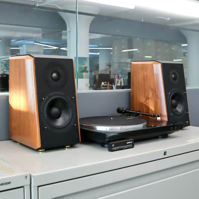Edifier: S1000MKII Powered Bookshelf Speaker w/ Bluetooth image 2