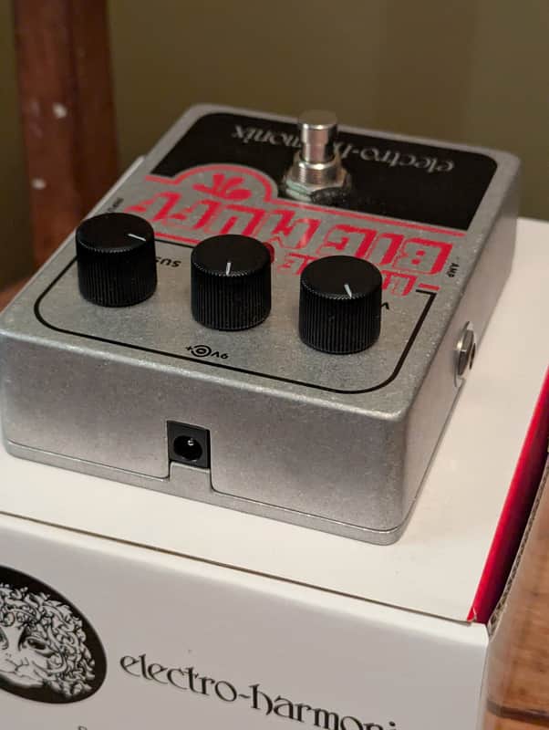 Electro-Harmonix Little Big Muff Pi Distortion / Sustainer 2006 - Present - Gray / Black / Red