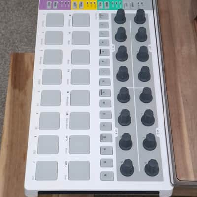Arturia BeatStep Pro MIDI Controller & CV Sequencer image 8
