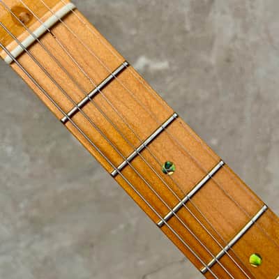 Fender American Deluxe Stratocaster V-Neck with Maple Fretboard 2004 - 2010 - 2-Color Sunburst image 13