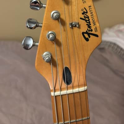 Fender "Squier Series" Standard Stratocaster with Maple Fretboard 1992 - 1996 - Black image 4