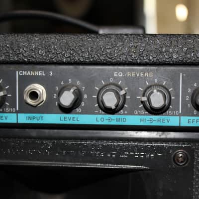 Peavey KB300/3Channel KeyBoard Amp image 3