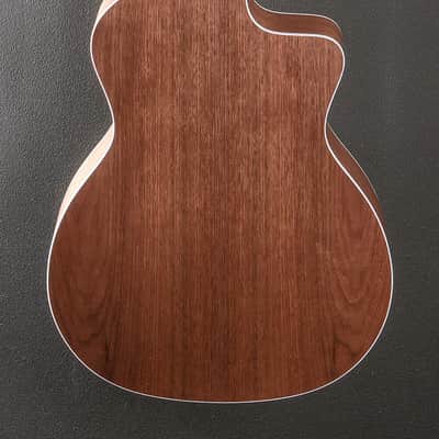 Taylor 214CE Walnut Left Hand image 4