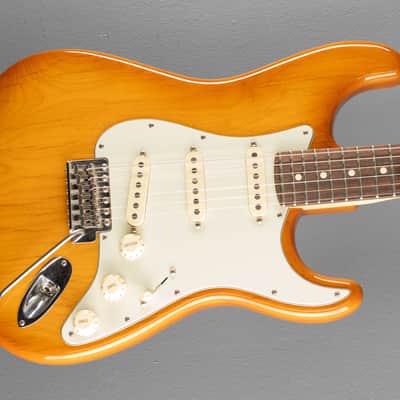 Fender USED American Performer Stratocaster, '20 image 1