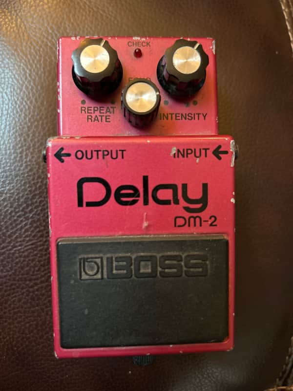 Boss DM-2 Delay (Black Label) 1981 - 1984 - Pink image 1