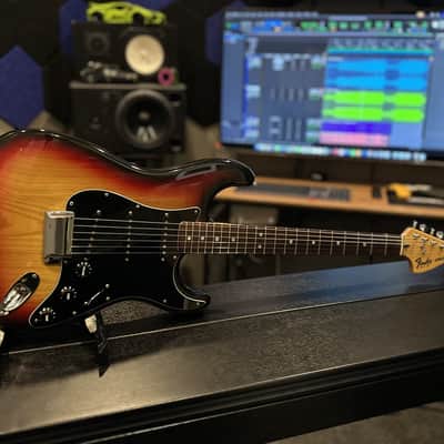 1977 Fender Stratocaster with case #S776907 image 2