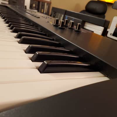 MUST SEE!!! ROLAND JUNO D FULLY INSPECTED SERVICED AND IN AMAZING CONDITION! image 4