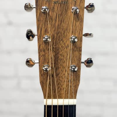 Martin Custom Shop 000 - 14 Fret Black Walnut 2025 - Gloss image 8