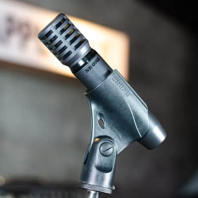 Shure PGA81 Cardioid Condenser Instrument Microphone image 1