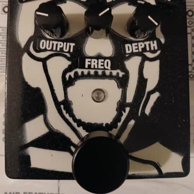 PigStompPedals "Diezel VH-4 clone" PedalPCB -Valhalla- Glow in the dark skull finish image 2