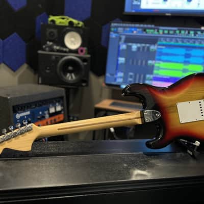 1977 Fender Stratocaster with case #S776907 image 6