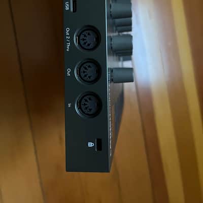 Novation Launch Control XL MK3 MIDI DAW Controller 2025 - Present - Black image 9