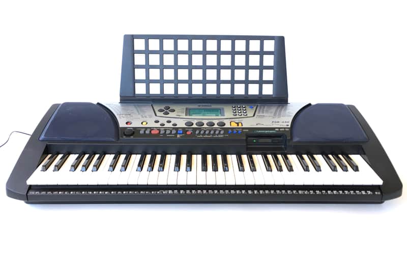 YAMAHA PSR-340 PSR340 Workstation Performance Keyboard Synthesizer 61 Keys 3.5" Floppy Disk Drive image 1
