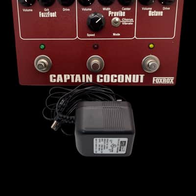 Foxrox Electronics Captain Coconut 2000s - Red X8556 image 1