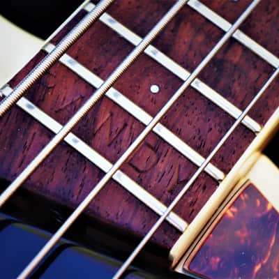Mosrite VENTURES Bass 1991 White Pearl. The last guitar built by Semie Moseley. RAREST. Only one image 21