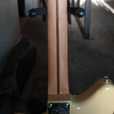 Fender Jazzmaster 2018 - Trans Butterscotch image 4