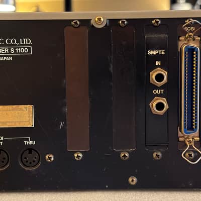 Akai S1100 MIDI Stereo Digital Sampler - OS 4.3, New OLED Display 32MB RAM, ZuluSCSI, DSP FX + SMPTE + SCSI Cards installed + Orig Parts Included image 3
