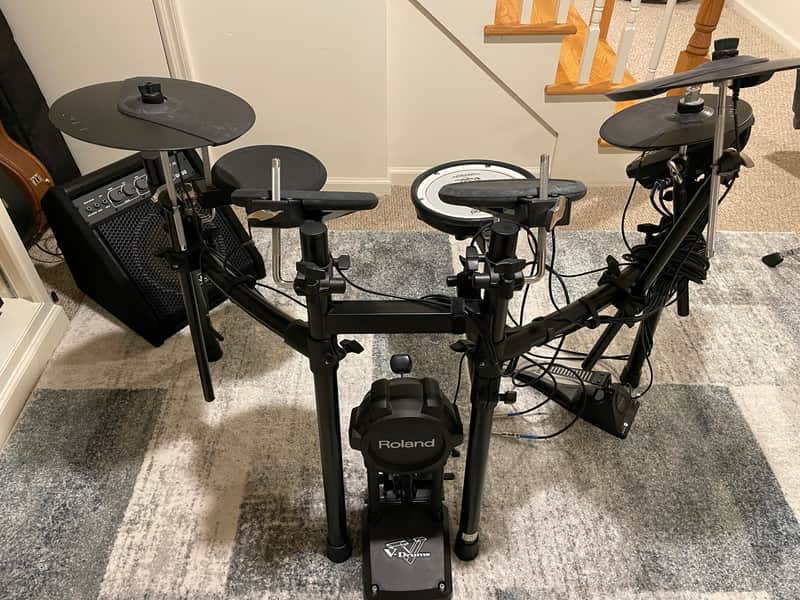 Roland TD-11K V-Drum Kit with Mesh Snare Pad - Black image 1