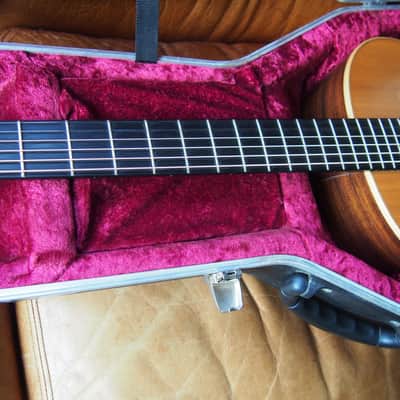 2011 Lowden F-32, AAA Sitka spruce top, Rosewood body, LR Baggs mic + Hiscox OHSC image 9