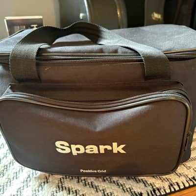 Positive Grid Spark 40 40-Watt 2x4" Modeling Guitar Combo 2020 - Present - Black image 9