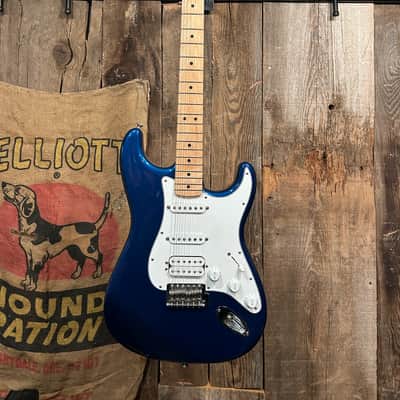 Fender Standard Stratocaster HSS 2008 - Electron Blue image 4