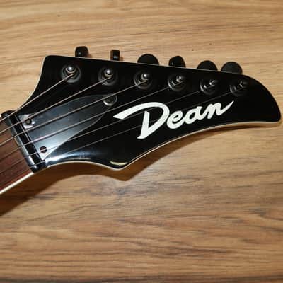 Dean MD X QUILT MAPLE TRANS BLUE BURST 2024 - blue burst image 3