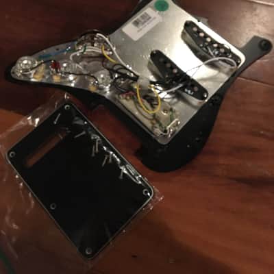 Fender Player Strat Ocaster Alnico 2 8K Humbucker 8K Al5 Pickup Black HSS Tuxedo image 3
