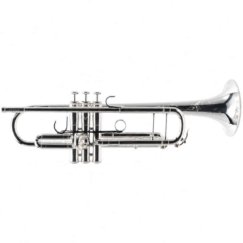 Eastman ETR824S Professional Bb Trumpet in Silver Plate SN F2408691