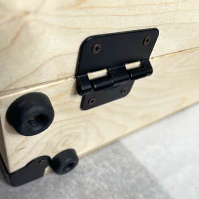 Ikocase Portable Eurorack Case 6u 88hp Powered 2023 - wood image 15
