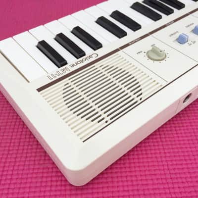 Casio Casiotone MT-11 Vintage Mini Synthesizer Keyboard + Original