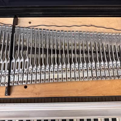 Vintage 1980 Fender Rhodes Mark Two MKII Stage 73 Electric Piano w/ Legs Pedal image 17